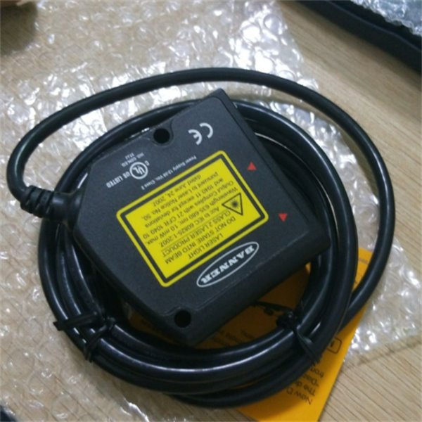 BANNER邦納Q20系列工業(yè)級光電傳感器Q20KAF400Q7