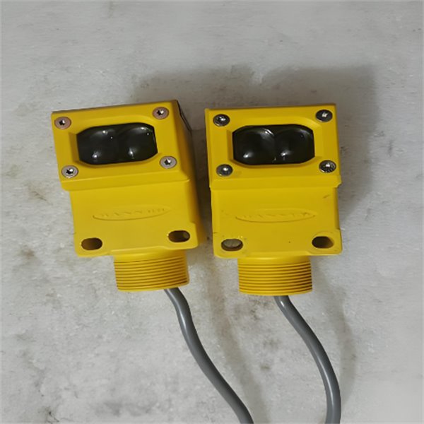 BANNER邦納Q20系列工業(yè)級光電傳感器Q20KAF400Q7